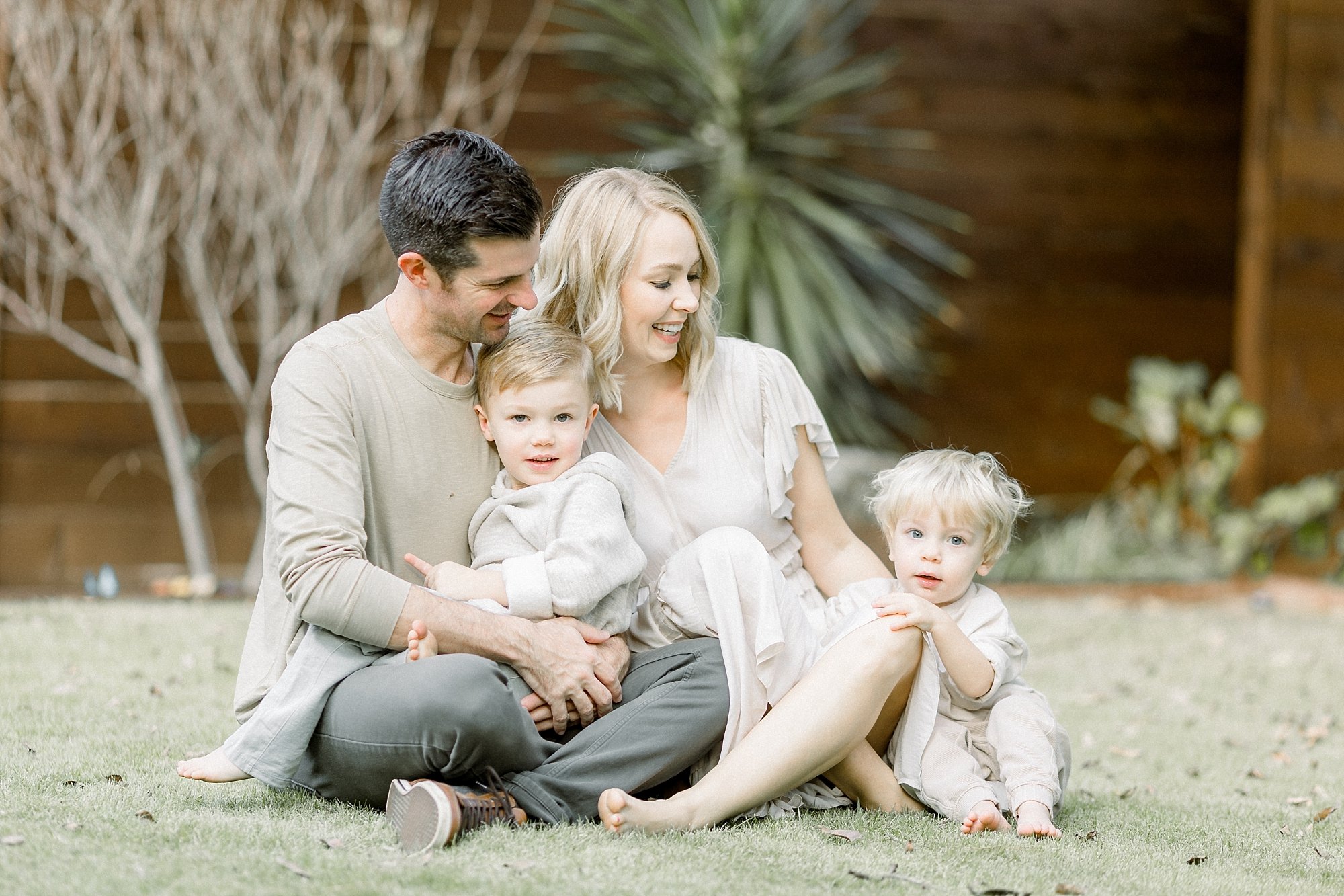 outdoor portraits with family of four in DFW
